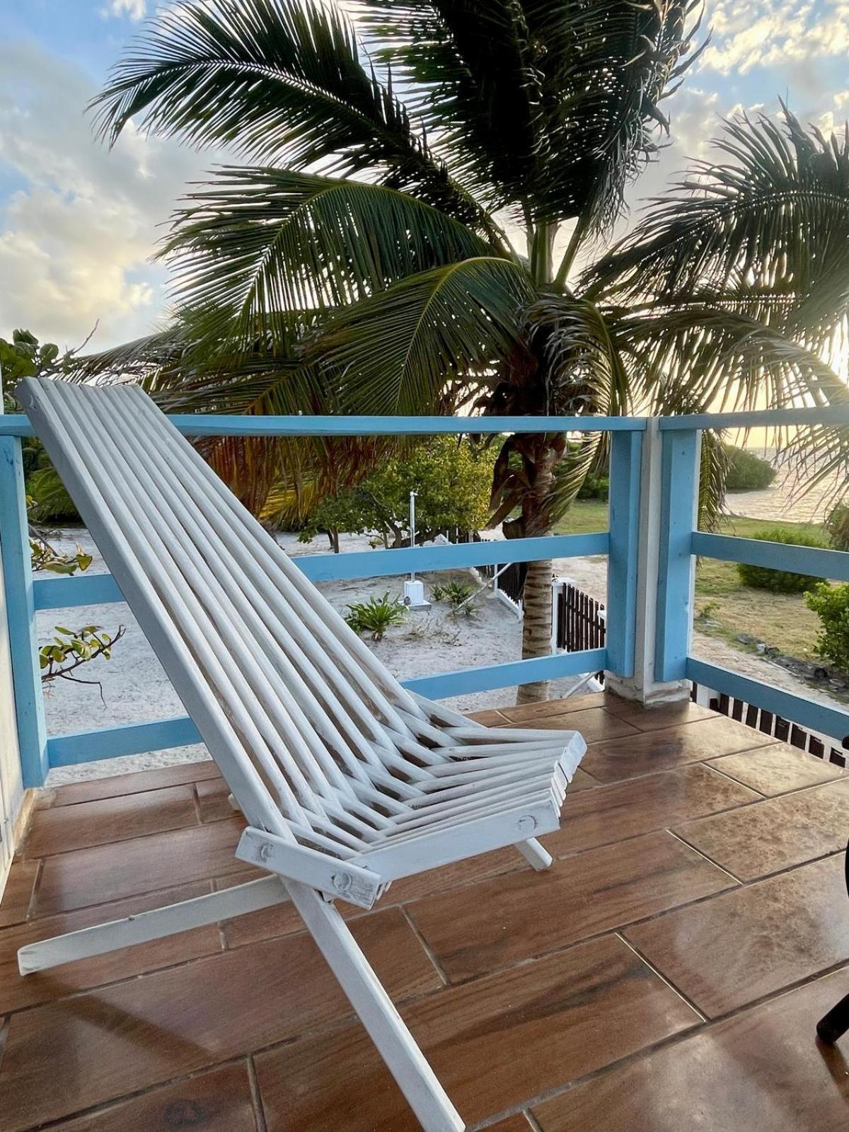 The Novelo Hotel Caye Caulker Ngoại thất bức ảnh