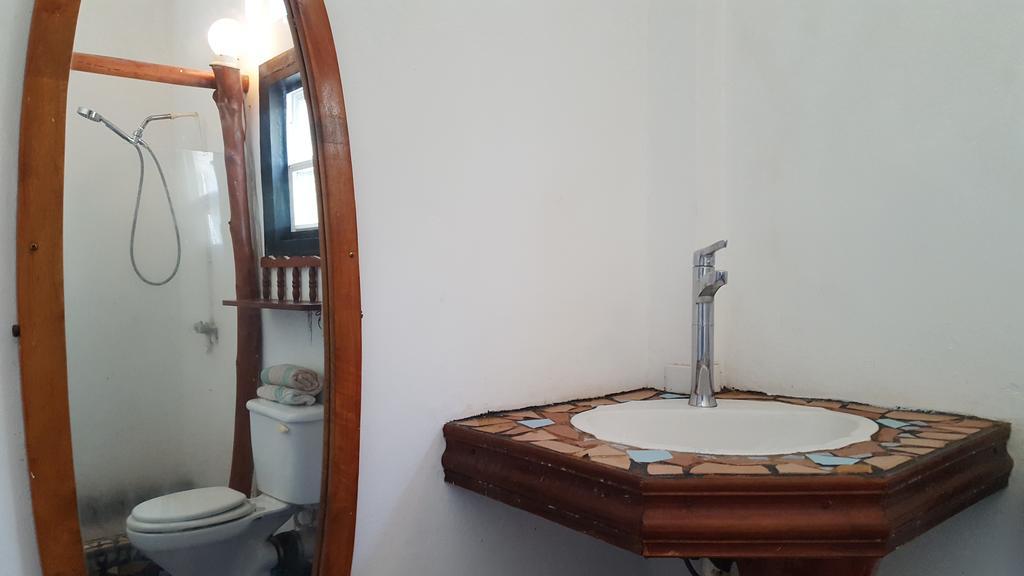 The Novelo Hotel Caye Caulker Ngoại thất bức ảnh